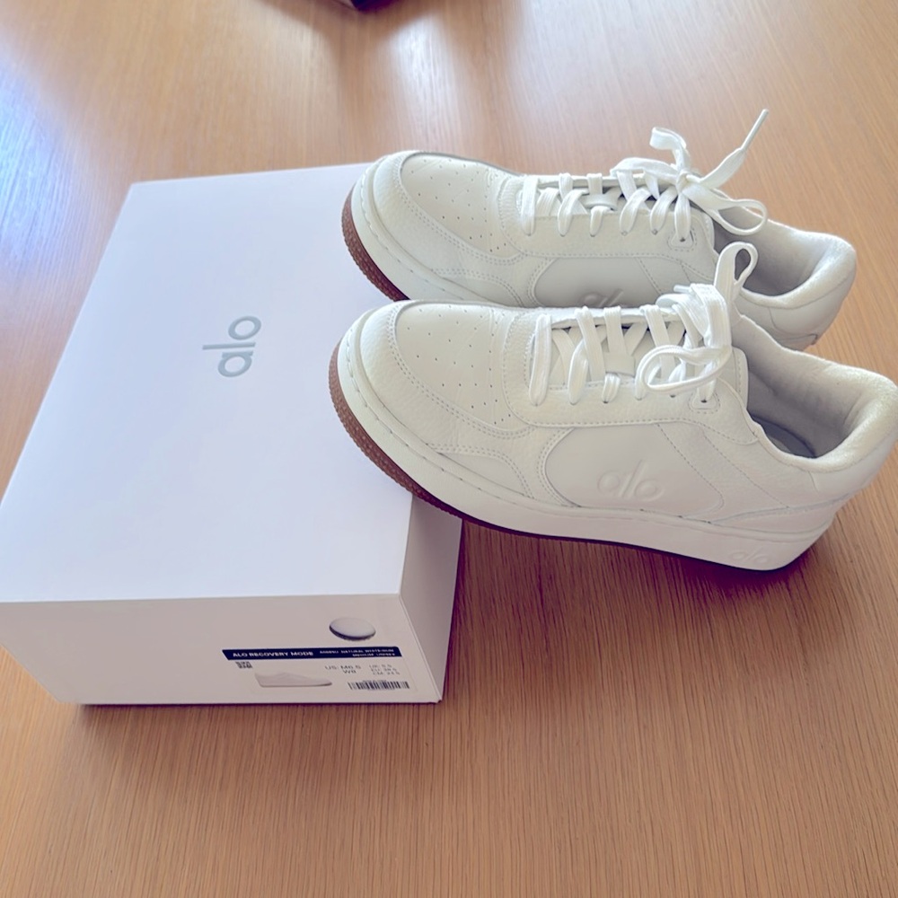 ALO Yoga White Women's Shoes
